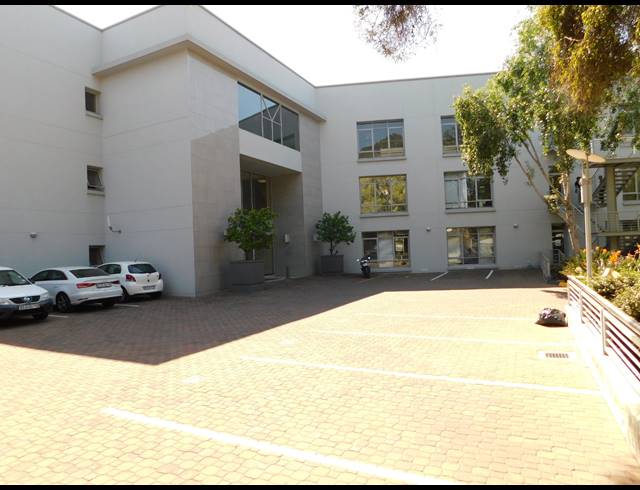 235M² OFFICE TO LET IN ILLOVO